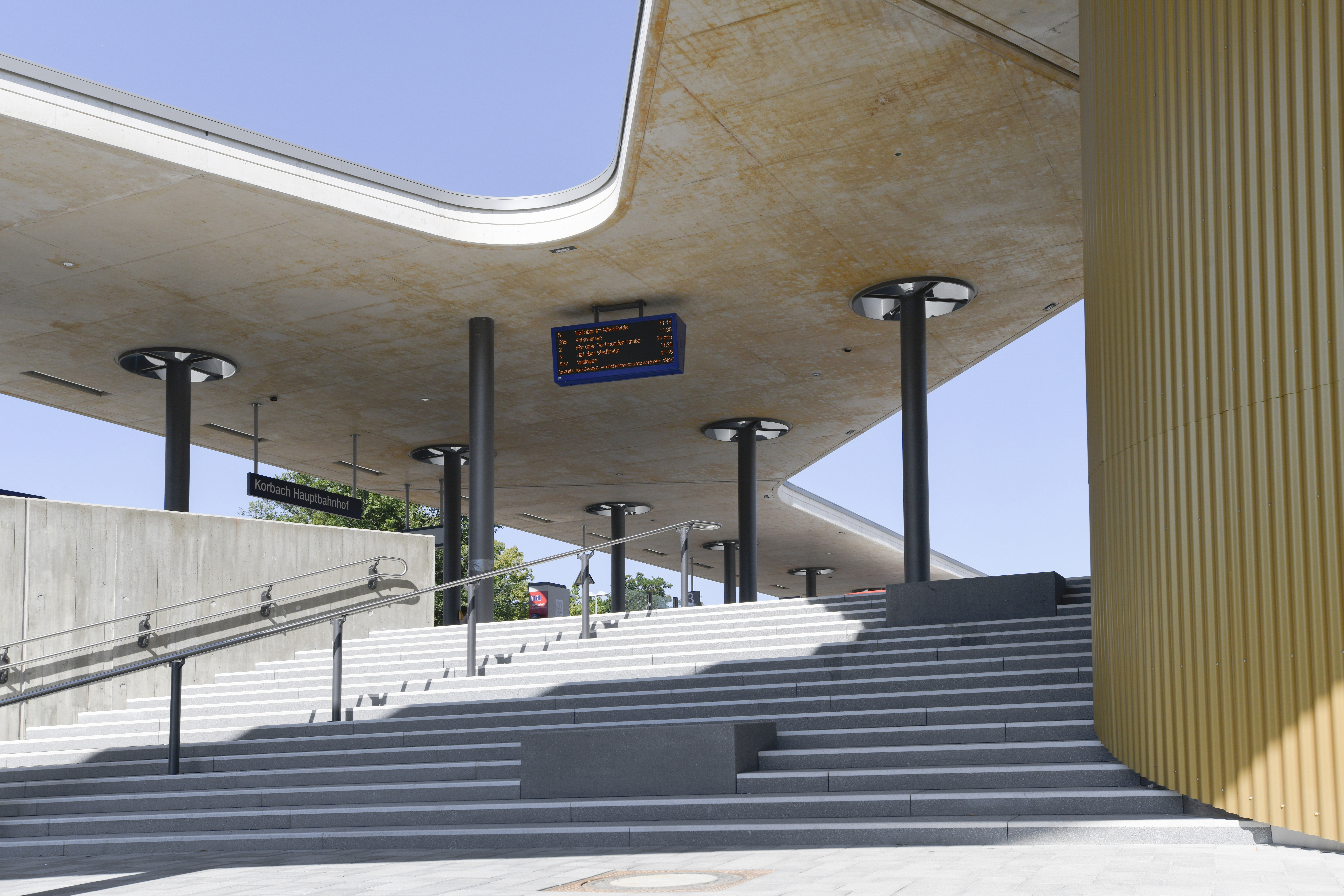 Treppenaufgang am Bahnhof Korbach